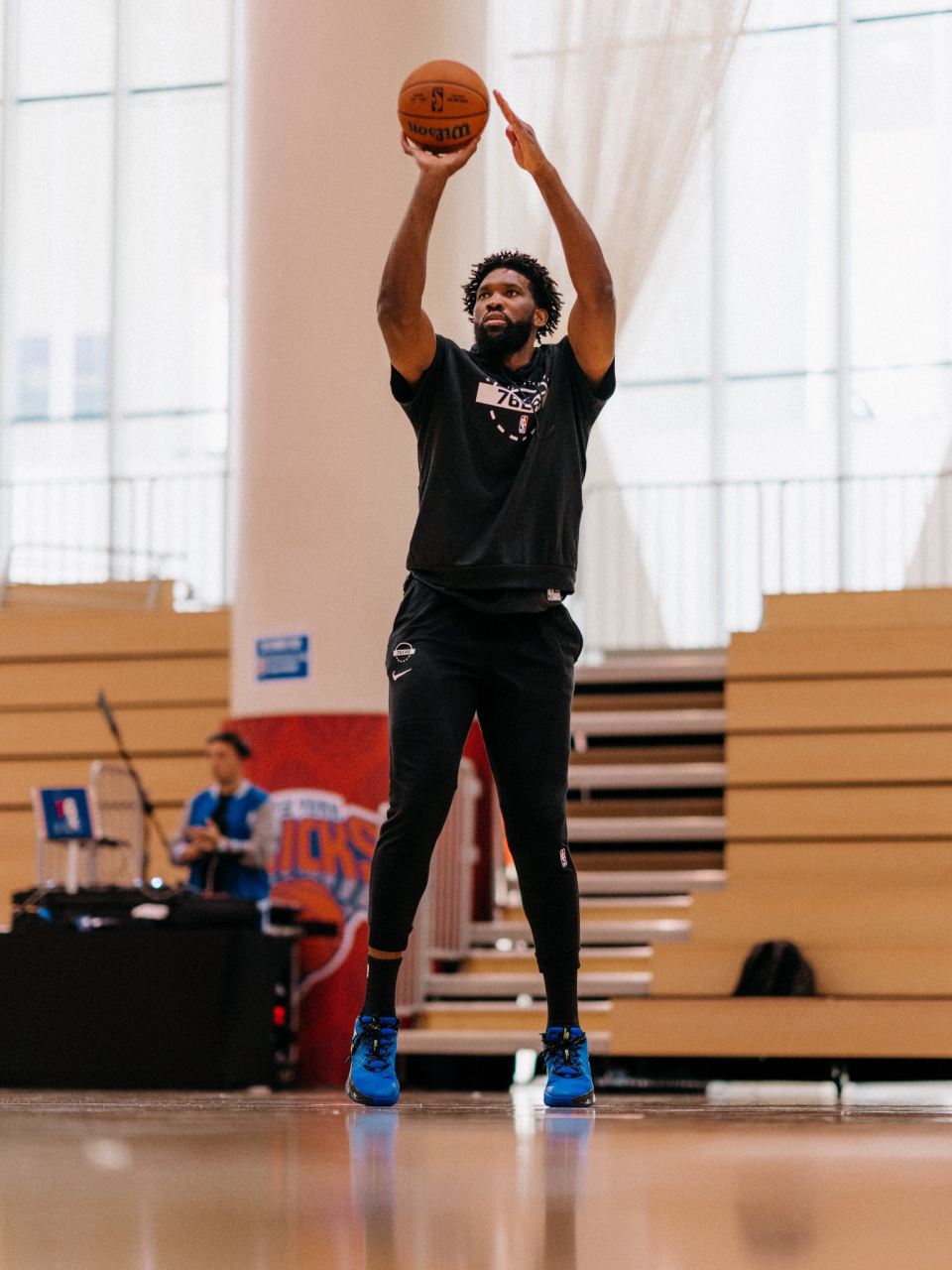 关于里程碑夜！尼斯主帅复盘；NBA季后赛集结日刷纪录；态度坚定；训练强度明显提升的信息